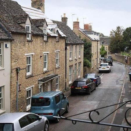 Spacious 1-Bed Apartment With Super King Or Twin In Central Charlbury, Cotswolds Bagian luar foto